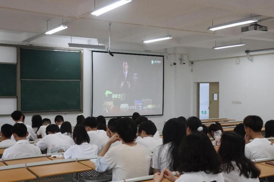 学干1.jpg